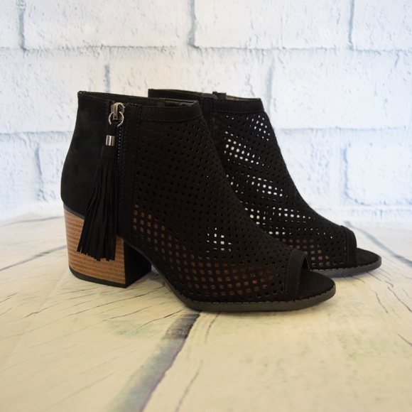 Ankle Booties Black Perforated Tassel Zip Open Toe - Picture 2 of 7